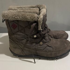 Columbia Gray Winter Boots